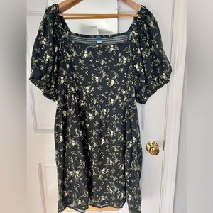 XXL Old Navy black floral cotton dress